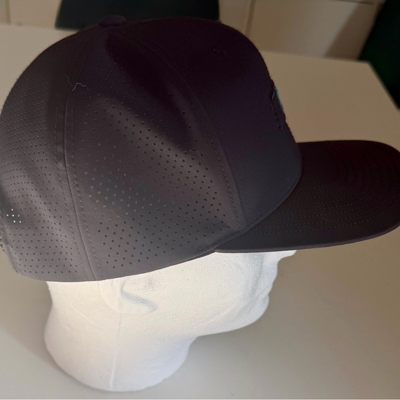 Black Cap with Tennessee State Emblem - Picture 5 of 8